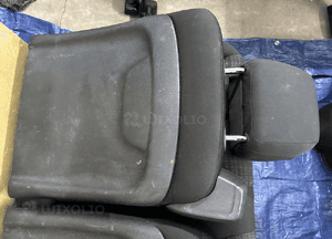 Mercedes 447 Vito EQV metris fotel comfort  kanapa ławka  trójka 2+1  koziołek  kanapa v klasA 12