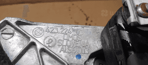 Pedał sprzęgła hamulca BMW I E87 6761310 6