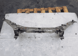 Jaguar XF przedni pas wzmocnienie 8X23-10884-A01 1