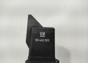 PRZEKAŹNIK ŚWIEC ŻAROWYCH CHEVROLET CRUZE 2.0 VCDI 96440063 0281003041 08- 4
