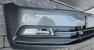 VW Passat B8  zderzak  przód  przedni  LR7H 2
