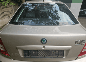 Skoda Octavia I 1 HB klapa tył tylna szyba 9201 1