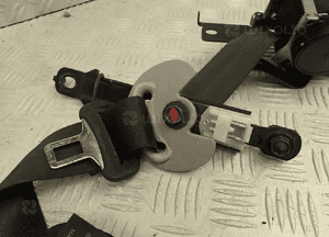 PASY BEZPIECZENSTWA PRAWY PRZÓD HYUNDAI TUCSON  88820-D7000TTX 3