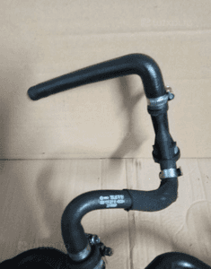 Przewody odpowietrzenia Odmy 06A103213F 4