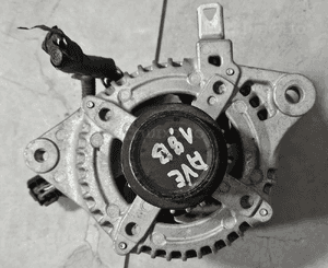 Toyota Avensis T27 Auris Verso  1.6 1.8 Valvematic  alternator 27060-0T051 4