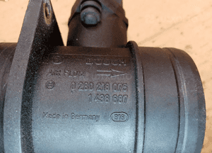 Przepływomierz powietrza BMW 3 E46 0280218075 1438687 6