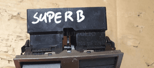 Kratka nawiewu powietrza tył tylna Skoda Superb 3U0819203 3U0819203C 9