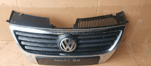 Atrapa grill emblemat chrom pod PDC VW Passat B6 3C0853651AF 3C0853651AD 2