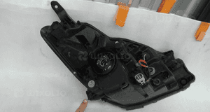Toyota yaris iii lampa przednia lewa 5