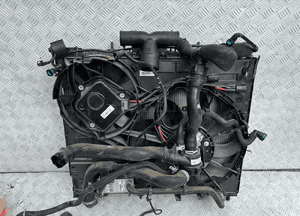 Pas przedni chlodnice range rover sport L494 3.0 d 11