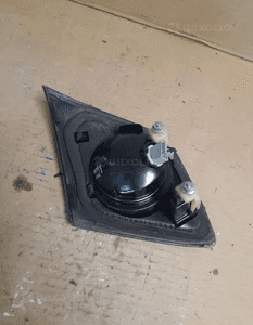 LAMPA PRAWY TYŁ W KLAPĘ MAZDA 3 nr P2913R 3