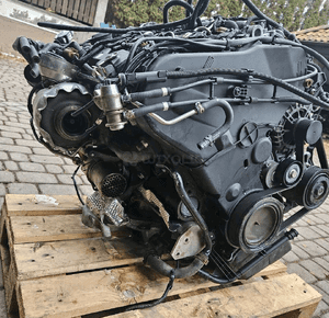 Audi A4 A5 A6 Q5 ddd det deta silnik kompletny 5