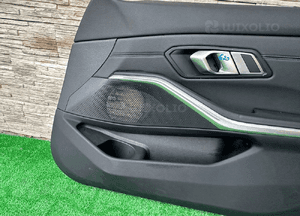 Tapicerka tapicerki boczek drzwi bmw 3 G20 G21 niebieska nitka 4