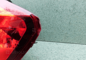 Lampa prawa tylna prawy tył vw golf vii sportsvan 2
