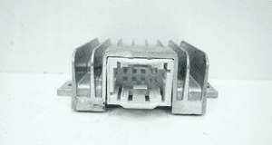 WZMACNIACZ HARMAN MERCEDES W223 W447 A2959006700 5