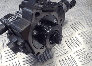 Pompa wtryskowa ford mondeo MK4 2.2 tdci 9683268980 bosch 4