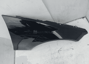 Błotnik prawy przód mercedes W204 lift 2