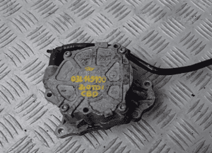 Vacum pompa 1.6 2.0 tdi 03L145100 seat vw skoda 2