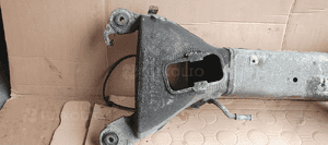 Wózek sanki belka tył tylna Citroen C5 III 9640718610 9640718710 5