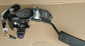 Toyota Corolla Verso lift pedal potencjometr gazu 89281-52021 1