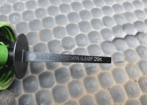 Zbiorniczek Zbiornik Plynu Oleju Wspomagania Korek AUDI A4 B6 B7 10