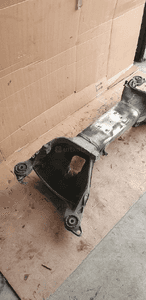 Wózek sanki belka tył tylna Citroen C5 III 9640718610 9640718710 3