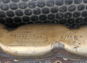 Krociec 059131799R 059253033L 059253034L Lacznik Turbo Turbiny Kolektor Kolektory Wydechowy Kolanko 2.7 3.0 V6 TDI AUDI A4 B8 A5 A6 Q5 35