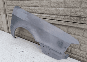 Audi 80 B4 91-96 błotnik prawy przedni 2