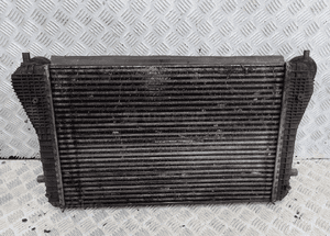 Intercooler golf v 1K0 radom 1