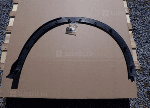 Listwa nakładka błotnika tylny prawy maserati levante 670192640 nowa 3