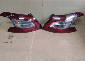 Lampa tył tylna prawa lewa peugeot 308 T9 hb 9677817580 9677817680 2