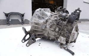 SKRZYNIA BIEGÓW 33111-02050 TOYOTA AURIS 2 1.4 D4D 4