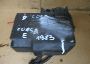 KLEMA PLUSOWA SKRZYNKA BEZPIECZNIKÓW OPEL CORSA E 1