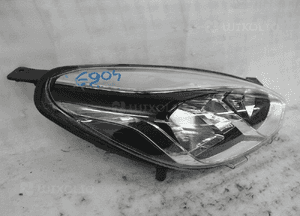 Ford fiesta MK8 lampa przednia prawa 2