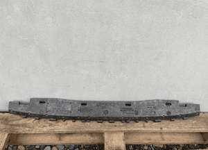 Absorber zderzak przód audi A3 8V5 sedan 8V5807959 2