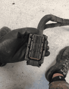 Land rover discovery v 4x4 L462 jaguar xe X760 2.0D wiązka przewody instalacja silnika oryginał 4