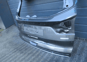 Klapa bagażnika tylna tył ford kuga MK2 ii lift vignale 2016-2019 10