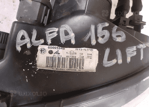 Przod przednia lampa lewa alfa romeo 156 lift 4