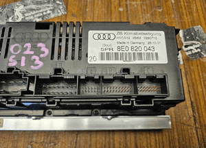 Klimatronik 8E0820043 Panel Sterowania Nawiewu Klimatyzacji Czarny Soul 1 DIN AUDI A4 B6 10
