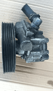 Citroen C5 I 1.8  2.0 16V pompa wspomagania 1