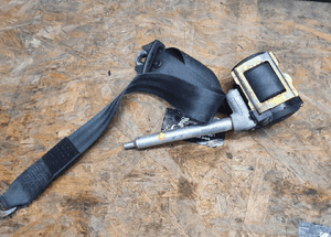 Pas Pasy Bezpieczenstwa Zapinka Przod Tyl Lewy Prawy Audi A6 C5 15