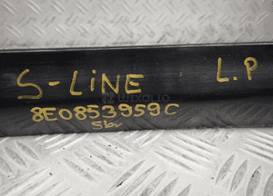 Listwa audi A4 B6 s-line lewy przód 8E0853959C radom 4