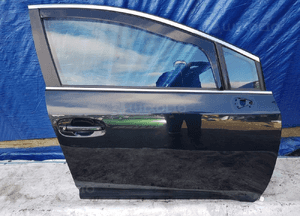 Toyota Avensis T27 LIFT T29 DRZWI PRAWY PRZÓD W KOLOR 1