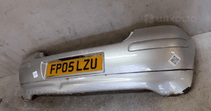 Zderzak tył tylny toyota yaris 1 i 199 srebrny lift fl 3
