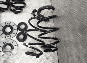 AMORTYZATOR AMORTYZATORY KOMPLET VOLKSWAGEN T5 T6   7LA513029A 7LA413031M 7LA411105G 5