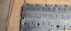 Osłona płyta podwozia prawa Audi A4 B6 8E0825208B 2