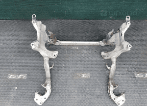 Sanki 8T0399315J Belka Wózek Zawieszenia Trawers Przod Przednia Audi A4 B8 A5 8T 14