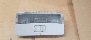 Lampka podsufitki oświetlenie kabiny Skoda Octavia II 1Z0947105 1