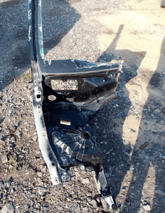 Mercedes W205 c klasa ćwiartka przednia prawa prawy przód 3