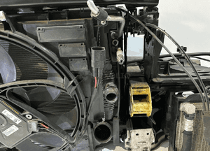 BMW 5 F10 / F11 530i Pas przedni kompletny - 14173 11